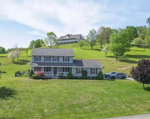 125 Jarrett Dr, Buckhannon, WV 26201