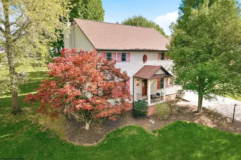 1023 Ashton Dr, Morgantown, WV 26508