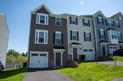 79 Hewstone Ct, Morgantown, WV 26501