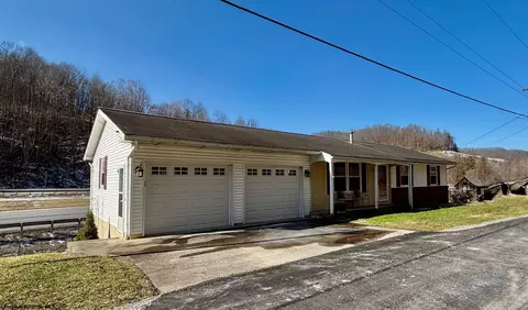 3234 Old Rt 33 Rd, Horner, WV 26372