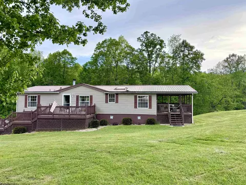 53 Brummage Cemetery Rd, Fairmont, WV 26554