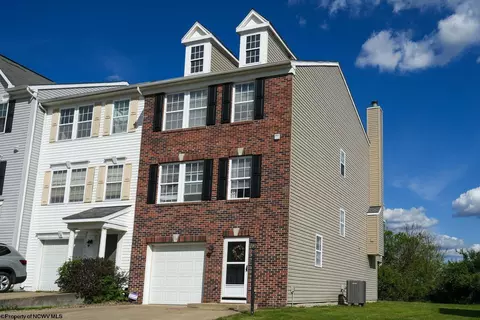 112 Birds Eye View Dr, Morgantown, WV 26501