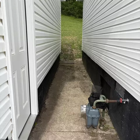 Entry Way - 24 Seventh St, Hendricks, WV 26271 photo 1 of 1
