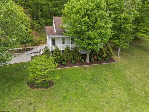 108 Lilac Dr, Buckhannon, WV 26201