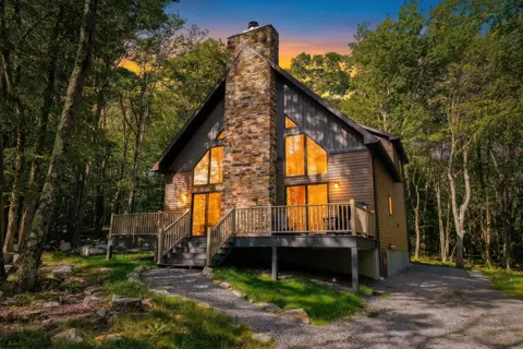 134 Day Lily Cir, Terra Alta, WV 26764