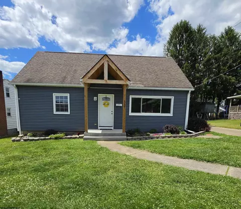 337 Stout St, Bridgeport, WV 26330