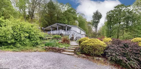 1418 Cherry Run Rd, Grafton, WV 26354