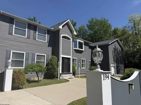 194 Beech St, Buckhannon, WV 26201