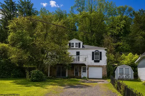 58 Carolina Ave, Salem, WV 26426
