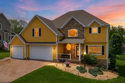 411 N Harwich Cir, Morgantown, WV 26508