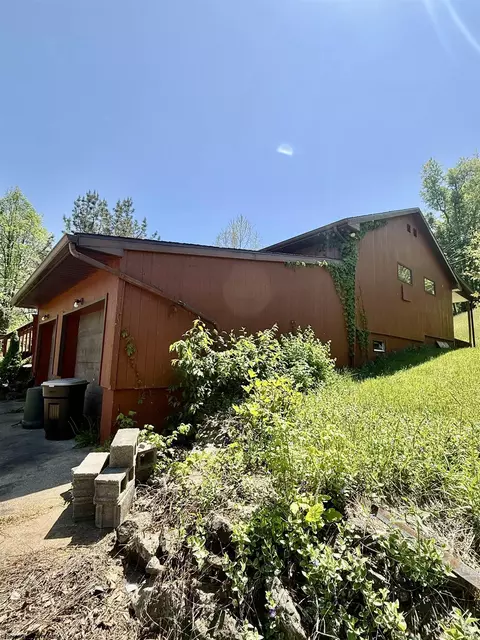 1463 Jarvisville Rd, Salem, WV 26426