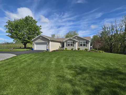 2776 Vista View Rd, Kingwood, WV 26537