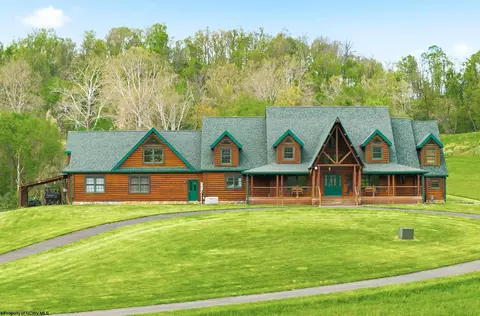 4896 Good Hope Pike, Clarksburg, WV 26301
