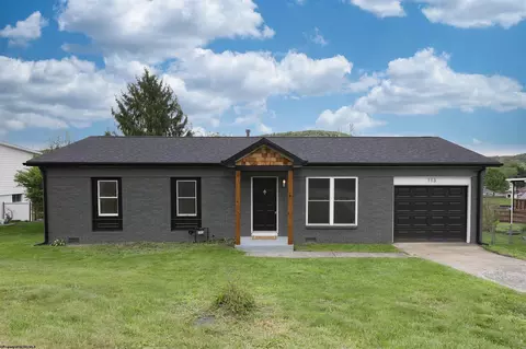 113 Apolla Dr, Morgantown, WV 26501