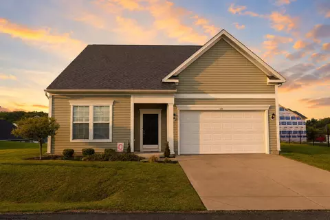 19 High Mountain Dr, Fairmont, WV 26554