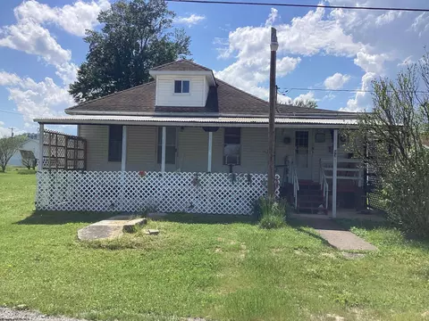53 Farnsworth Ave, Buckhannon, WV 26201