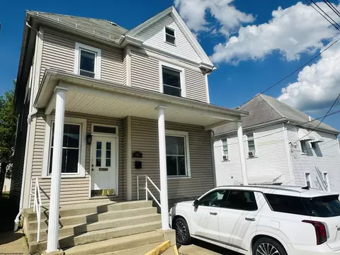 405 Sixth St, Fairmont, WV 26554