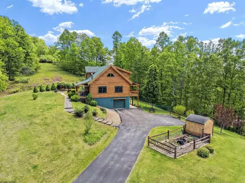 216 Whitetail Ln, Buckhannon, WV 26201