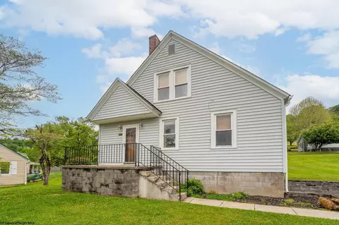 1417 Andmore Ave, Morgantown, WV 26505