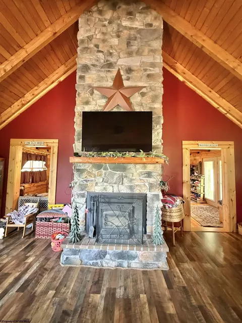 Living - 355 Bennett Rd, Philippi, WV 26416 photo 2 of 2