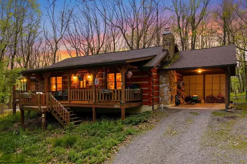 37 Sorrel Ct, Terra Alta, WV 26764