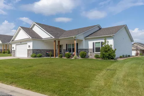 219 Crimson Ln, Bridgeport, WV 26330