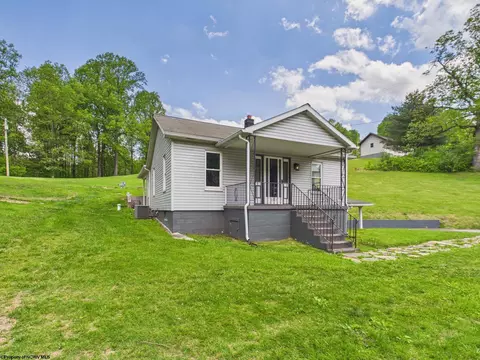 3402 Harrison Ave, Elkins, WV 26241
