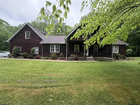 54 Deerbrook Ln, Belington, WV 26250