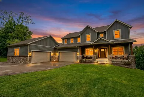 40 Park Ridge Dr, Morgantown, WV 26508