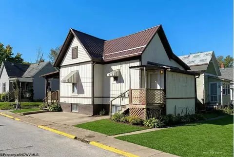 101 Denham St, Clarksburg, WV 26301