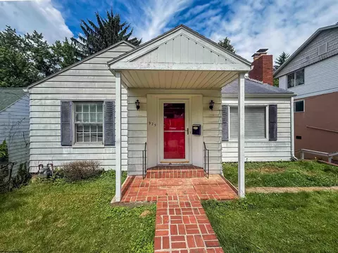 925 Garrison Ave, Morgantown, WV 26505