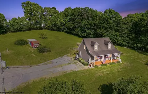 718 Trap Springs Rd, Grafton, WV 26354
