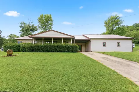 6485 Mason Dixon Hwy, Blacksville, WV 26521