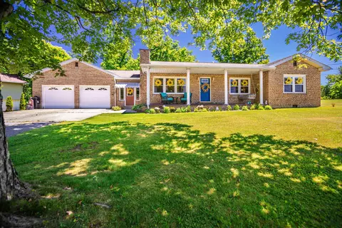 186 Marchand Dr, Westover, WV 26501