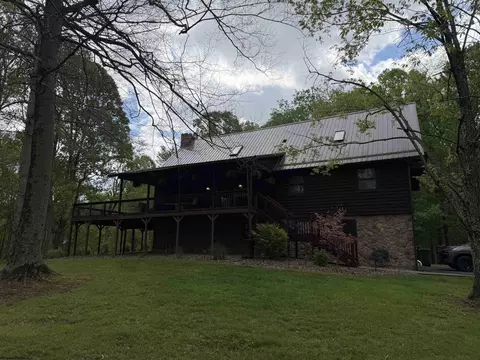 606 Phillipi Rd, Volga, WV 26238
