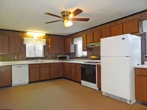 Kitchen - 93 Maple Ave, Westover, WV 26501 photo 1 of 3