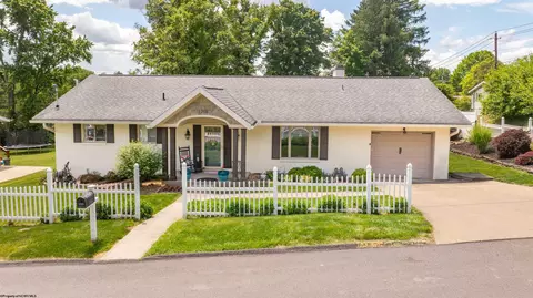 1361 Anderson Ave, Morgantown, WV 26505
