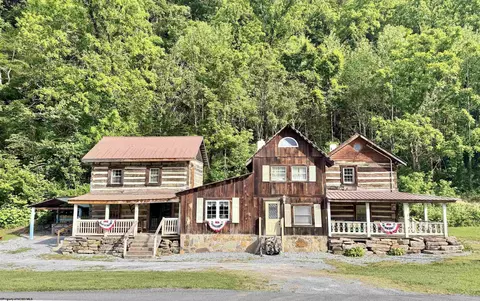 27707 Mountaineer Dr, Seneca Rocks, WV 26884