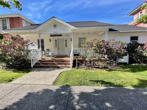 404 Main St, Sutton, WV 26601