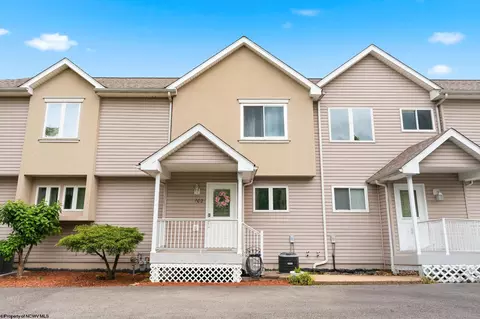 102 Pierpont Hts, Morgantown, WV 26508