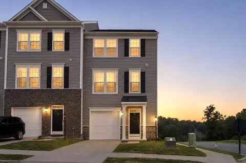 10 Dover Ct, Bridgeport, WV 26330