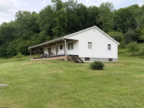 331 Snyder Rd, Elkins, WV 26241