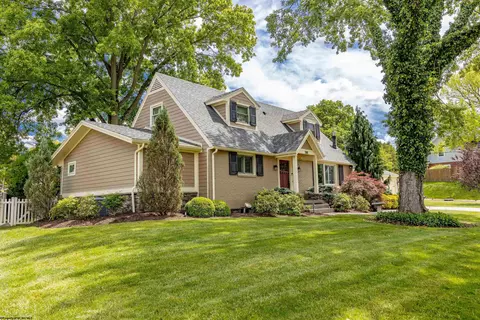 388 Kenmore St, Morgantown, WV 26505