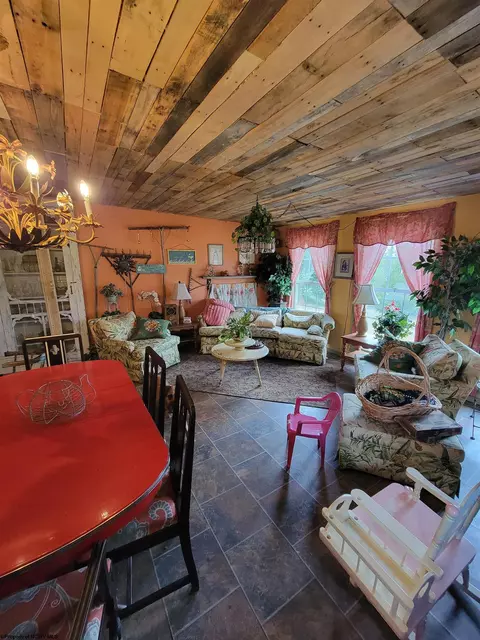 Dining - 11575 Georgetown Rd, Beverly, WV 26253 photo 2 of 2
