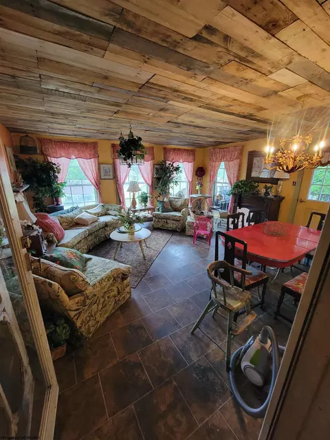 Dining - 11575 Georgetown Rd, Beverly, WV 26253 photo 1 of 2