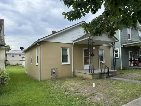 1513 Lavalette Ave, Elkins, WV 26241