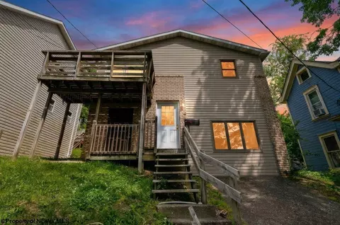 40 Highland Ave, Morgantown, WV 26505