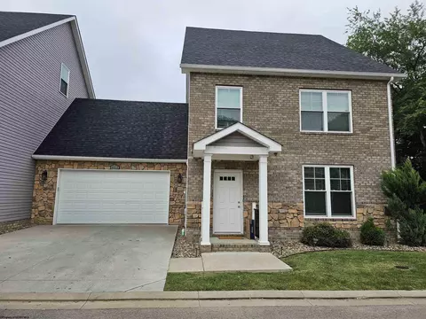 4015 Yellow Birch Ln, Morgantown, WV 26501