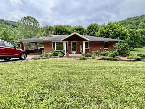 4109 Chapel Rd, Gassaway, WV 26624
