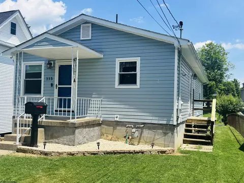 115 May St, Fairmont, WV 26554